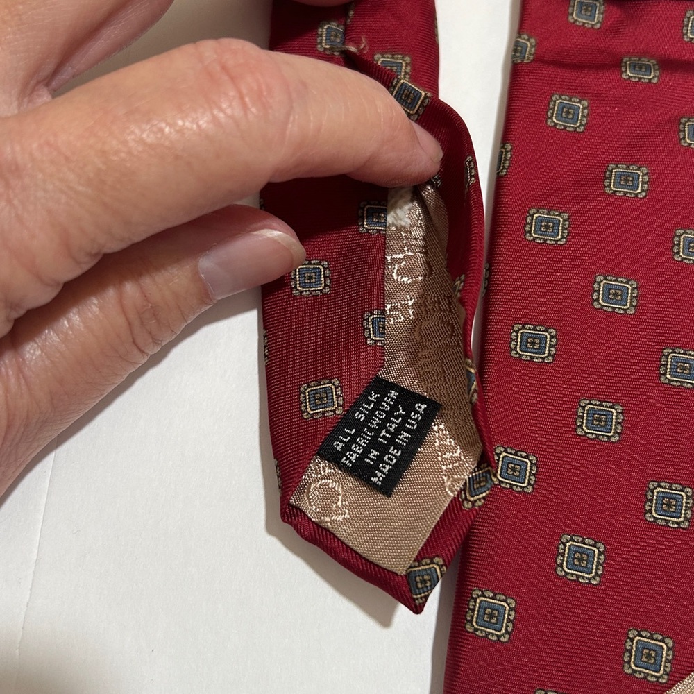 Christian Dior Elegant Red Patterned Ties Set of 2. Vintage. Preowned - Picture 4 of 9